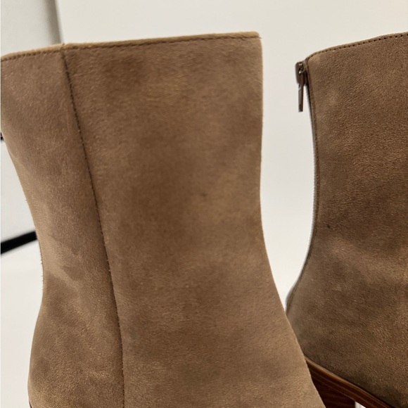 DV by Dolce Vita Suede Brown Boots Block Heel size 7.5 - Picture 5 of 9